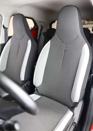 Toyota Aygo cena 38850 przebieg: 56102, rok produkcji 2015 z Świeradów-Zdrój małe 596